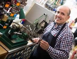 Como Identificar Quando a Fechadura Precisa Ser Trocada em Belém: 6 Dicas carlos silva chaveiro 1